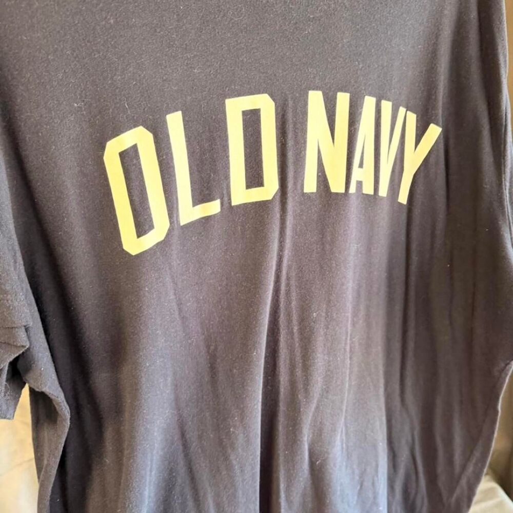 Old-navy Men's Black and Navy T-shirt